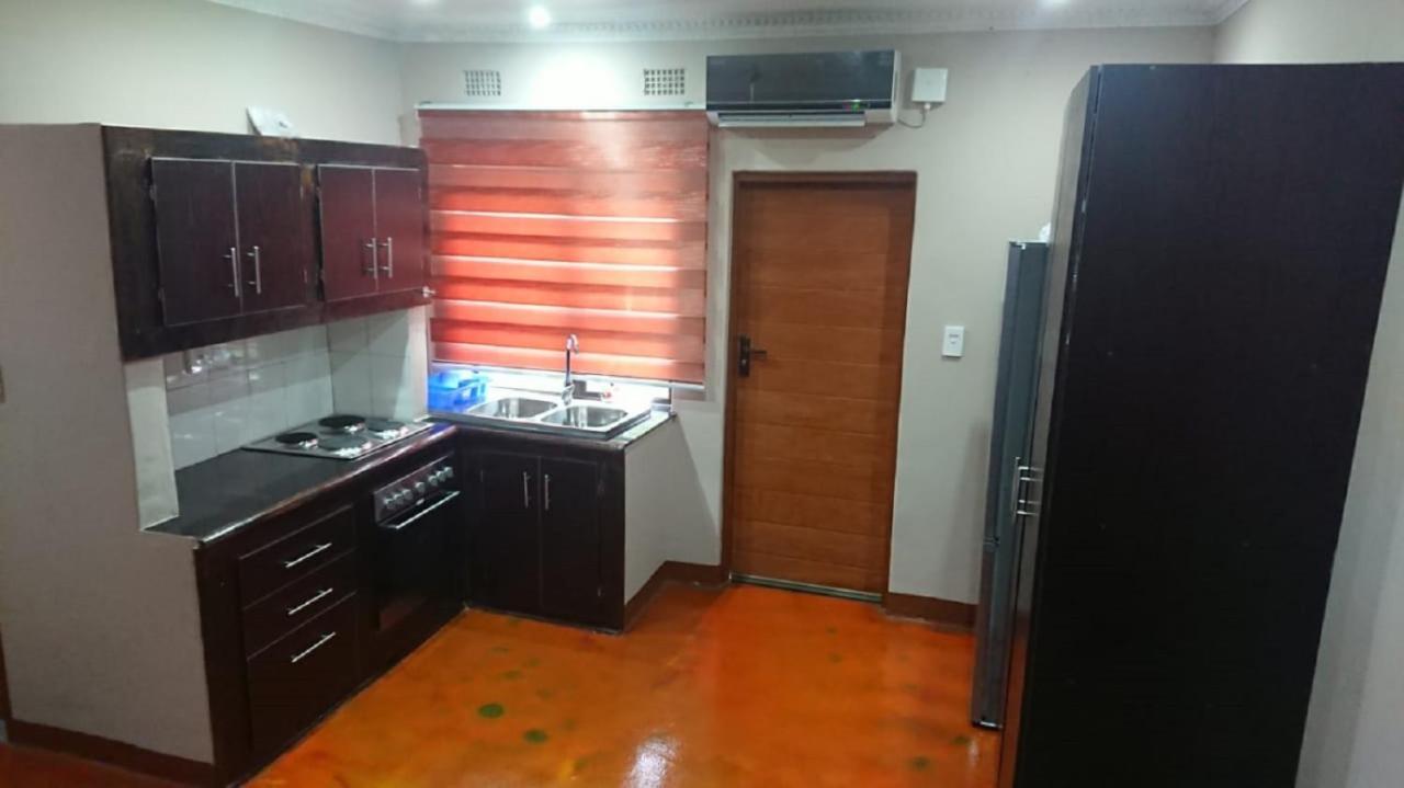 Svh Bush Lodge Marloth Park Dış mekan fotoğraf